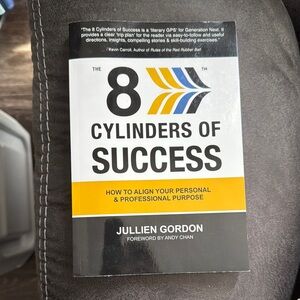 USED The 8 Cylinders of Success Book